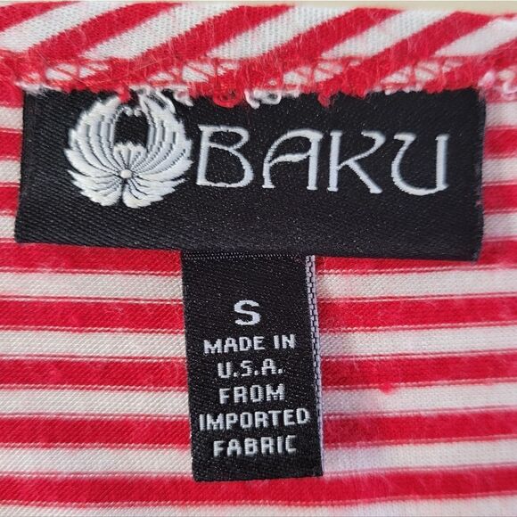 Baku Women's Red Stripe Scoop-neck Graphic Weekend Short Sleeve Pullover Top - Picture 2 of 12